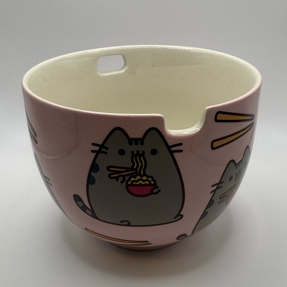 Pusheen Ramen Bowl - Picture 2 of 9